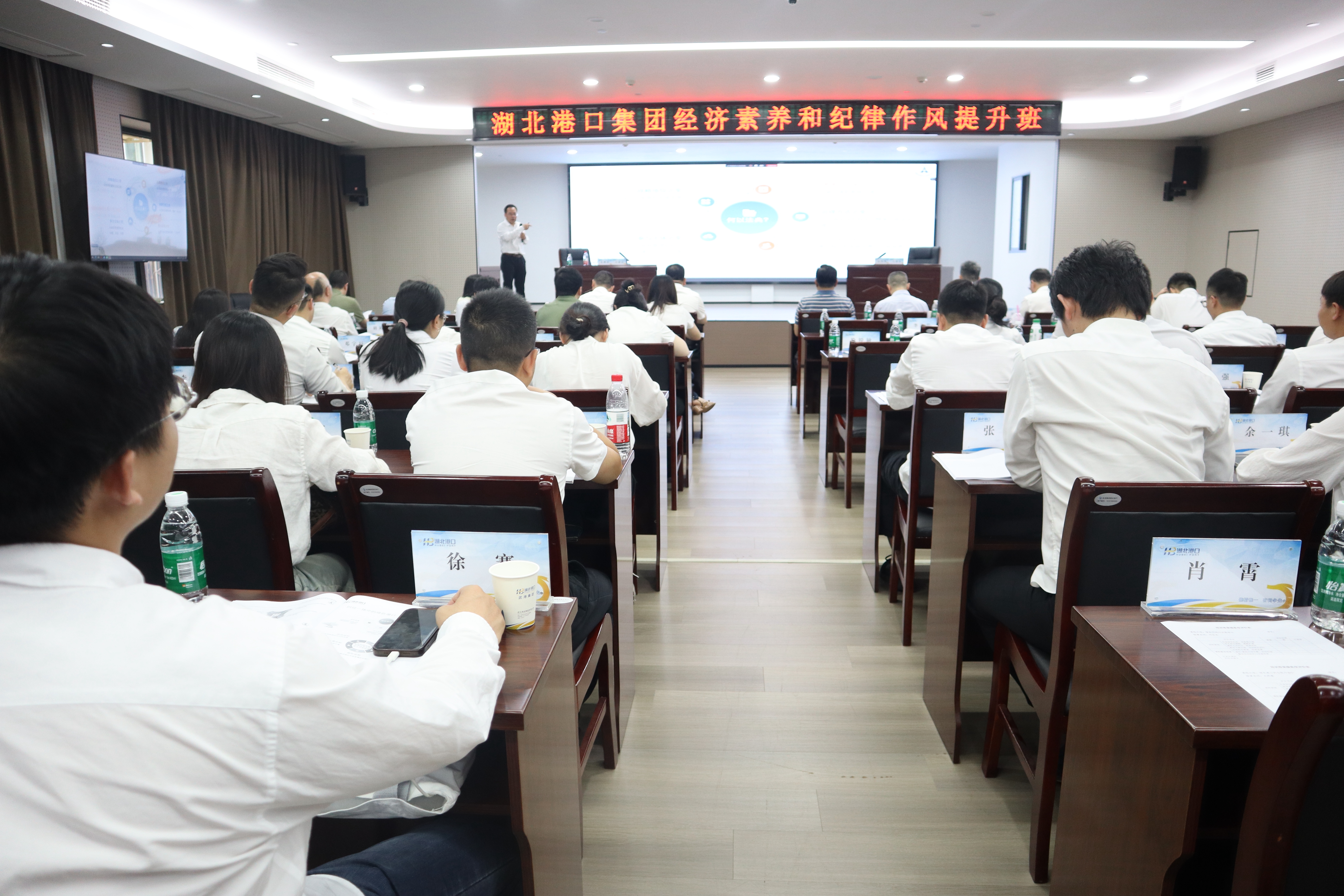 图片7.jpg 图片7.jpg